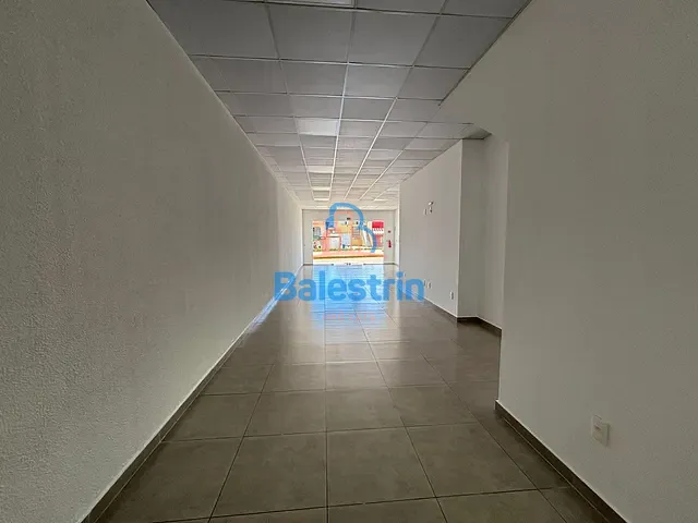 Sala para alugar, no bairro Centro em Fraiburgo