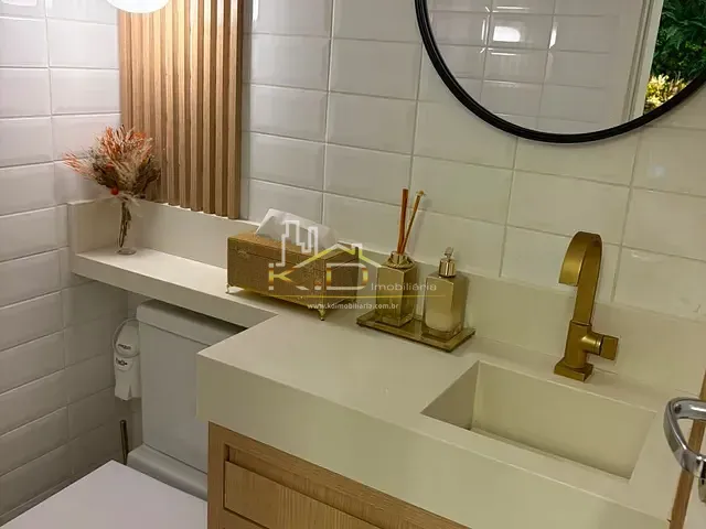 Sala à venda, no bairro Vila Hamburguesa em São Paulo
