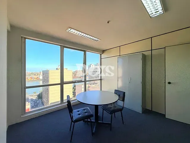 Sala à venda, no bairro Centro em Vitória
