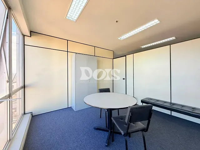 Sala à venda, no bairro Centro em Vitória