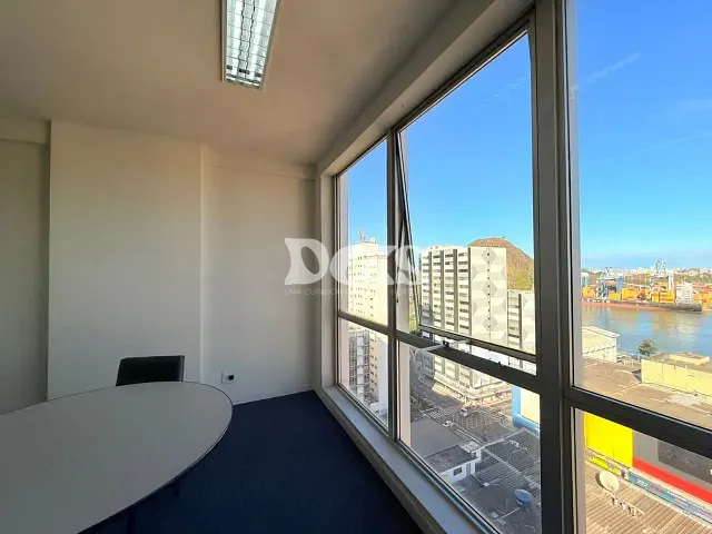 Sala à venda, no bairro Centro em Vitória