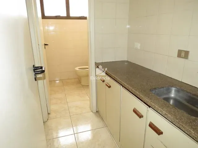 Sala 4 quartos e 2 banheiros, à venda, no bairro Centro em Londrina