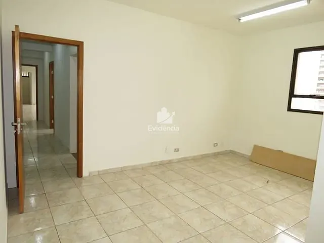 Sala 4 quartos e 2 banheiros, à venda, no bairro Centro em Londrina
