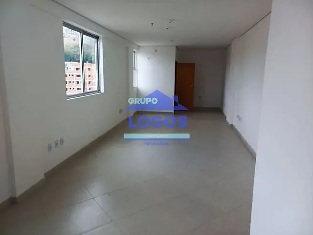 Sala à venda, no bairro Carneirinhos em João Monlevade