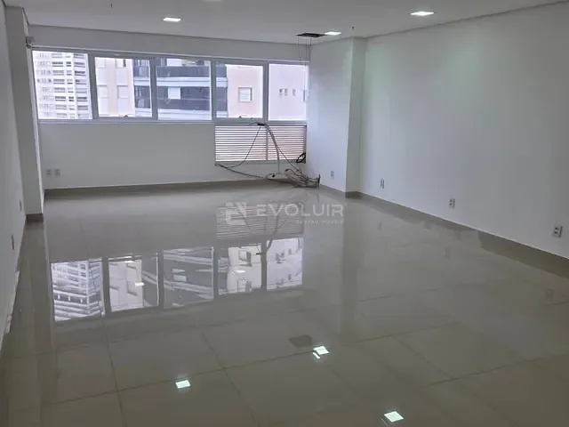 Sala para alugar, no bairro Jardim Goiás em Goiânia