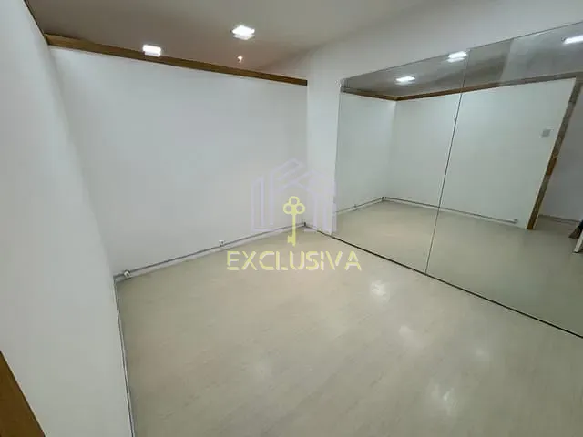Sala com 25m², para alugar, no bairro Jardim Carioca em Rio de Janeiro