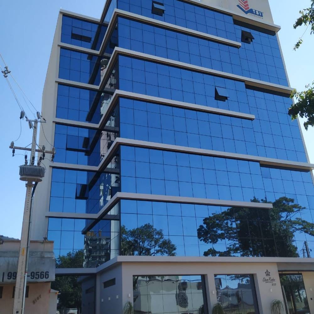 https://static.arboimoveis.com.br/SA0004_FAROL/sala-comercial-toledo1631213475487gbfqc.jpg