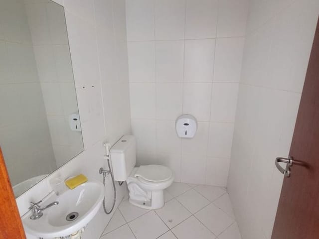 Sala com 38m², para alugar, no bairro Rio do Ouro em Niterói