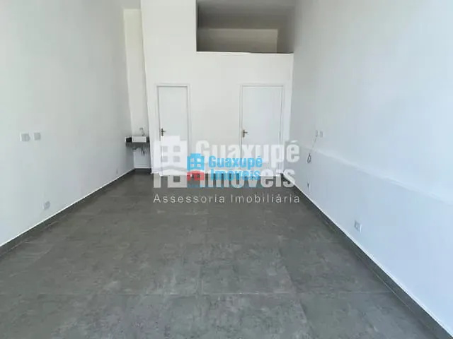 Sala com 32m², para alugar, no bairro CENTRO em GUAXUPÉ