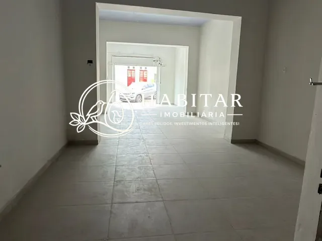 Sala para alugar, no bairro Centro em Corumbá