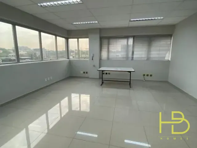 Sala para alugar, no bairro Jardim Isaura em Sorocaba