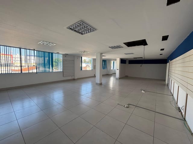 Sala para alugar, no bairro Pituba em Salvador