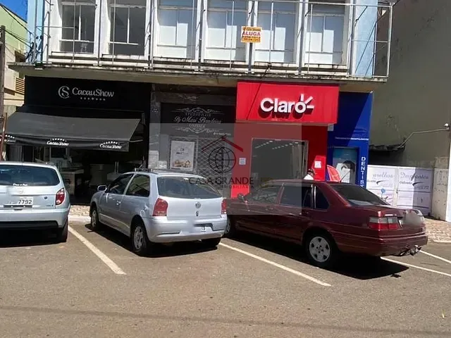 Sala com 455m², para alugar, no bairro Centro em Rolândia