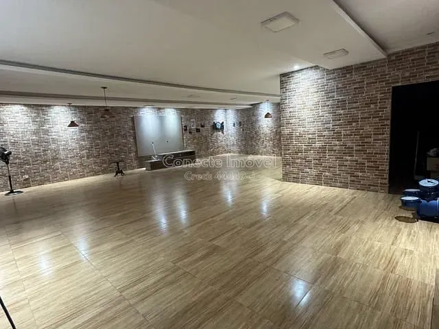 Casa com 320m², à venda, no bairro Vila Padre Pedro Tomazini em Santo Antônio de Posse