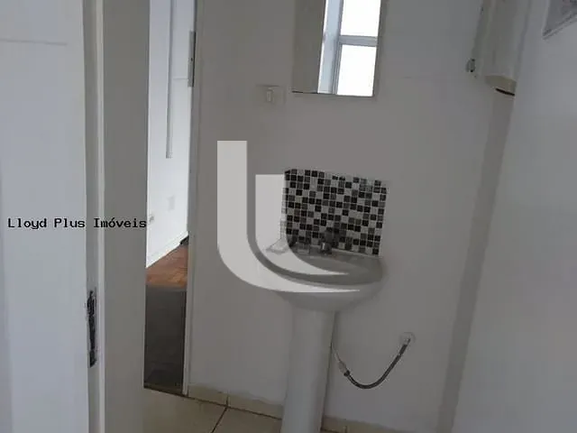 Sala à venda ou para alugar, no bairro Sé em São Paulo