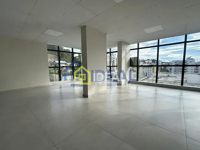 Sala para alugar, no bairro Centro em Concórdia