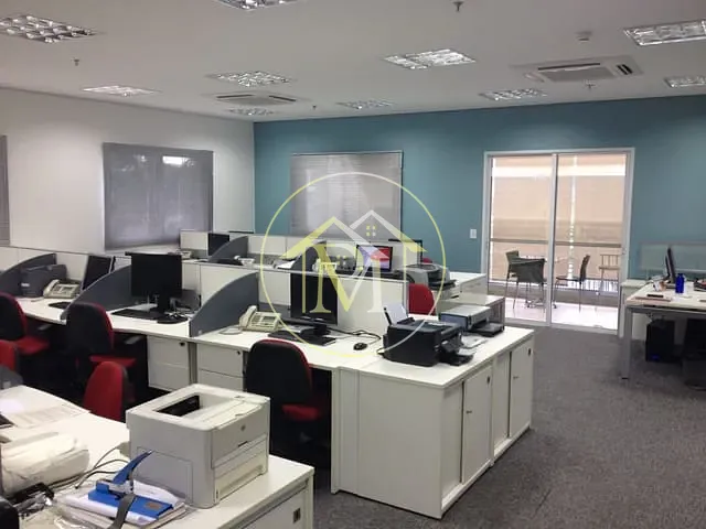 Sala à venda, no bairro Vila Hamburguesa em São Paulo