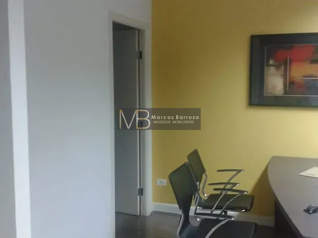 Sala com 78m², para alugar, no bairro Vila Ipiranga em Londrina