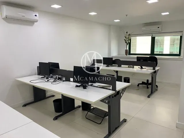 Sala à venda ou para alugar, no bairro Barra da Tijuca em Rio de Janeiro