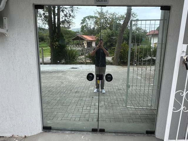 Sala com 20m², para alugar, no bairro São João do Rio Vermelho em Florianópolis
