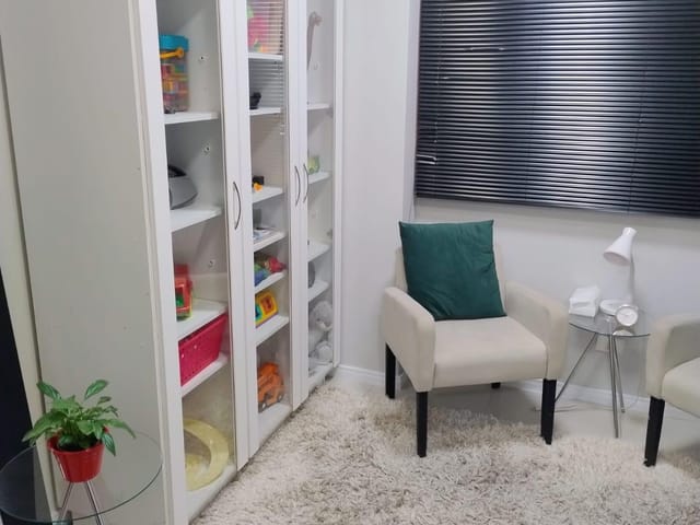Sala com 86m², à venda, no bairro Centro em Curitiba