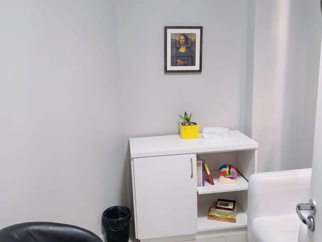 Sala com 86m², à venda, no bairro Centro em Curitiba