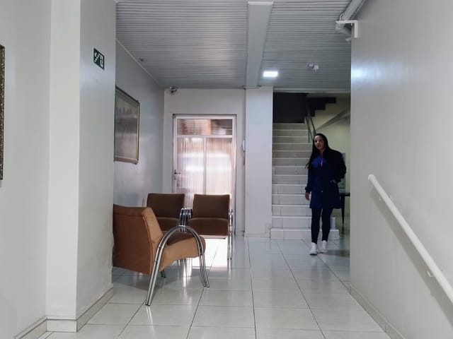 Sala com 86m², à venda, no bairro Centro em Curitiba