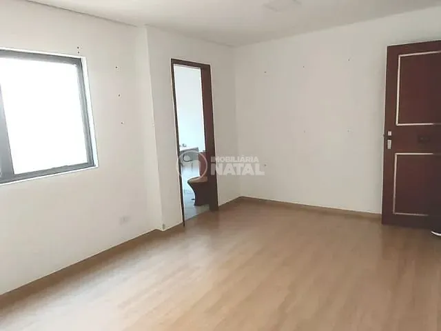 Sala com 21m², à venda, no bairro Centro em Londrina