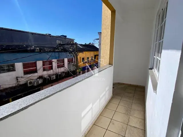Sala para alugar, no bairro Centro em Maricá