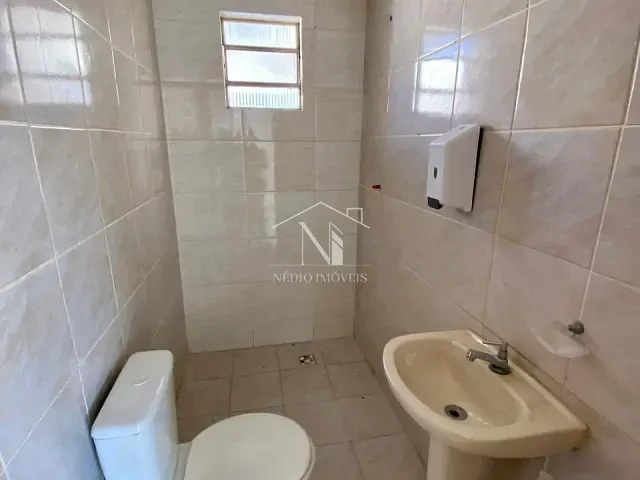 Sala para alugar, no bairro Centro em Maricá