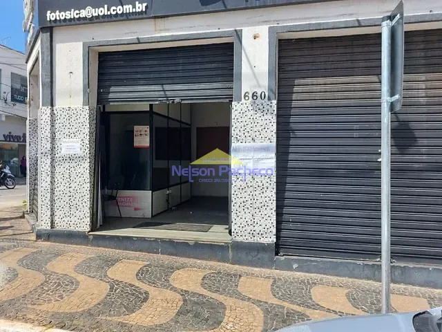 Sala com 1m², à venda, no bairro Centro em Capivari