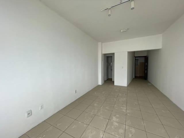 Sala para alugar, no bairro Centro em Fortaleza