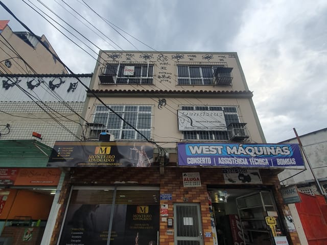 Sala com 30m², para alugar, no bairro Campo Grande em Rio de Janeiro