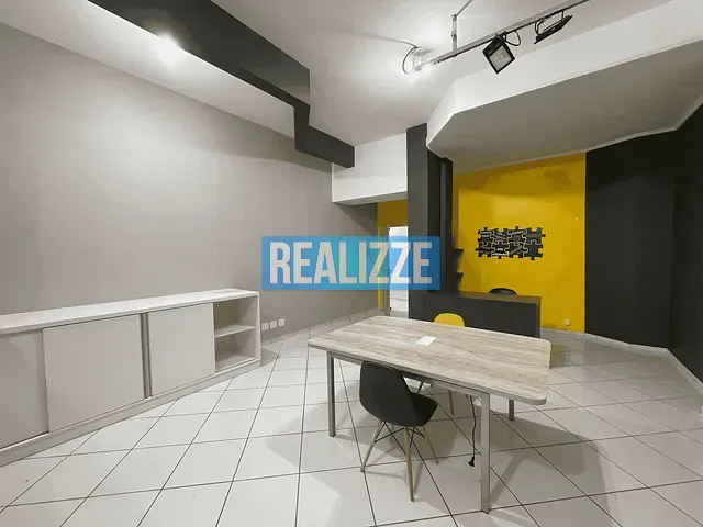 Sala à venda, no bairro Centro em Marau