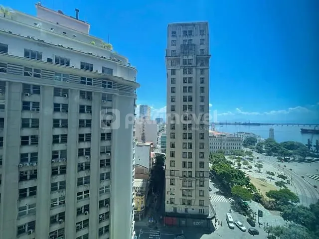 Sala com 138m², para alugar, no bairro Centro em Rio de Janeiro