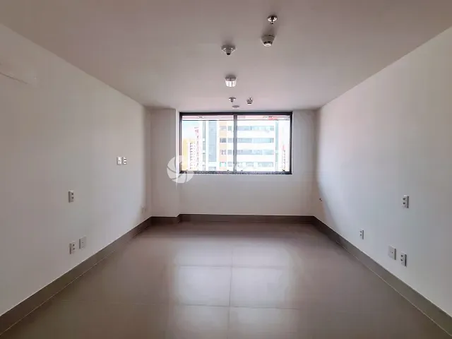 Sala com 37m², para alugar, no bairro Sul (Águas Claras) em Brasília
