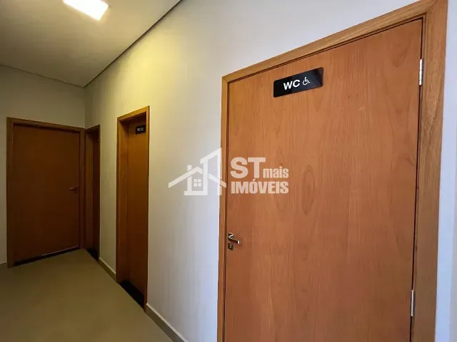 Sala para alugar, no bairro Centro em Andradas