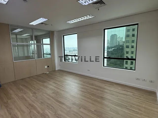 Sala para alugar, no bairro Alphaville Centro Industrial e Empresarial/Alphaville. em Barueri