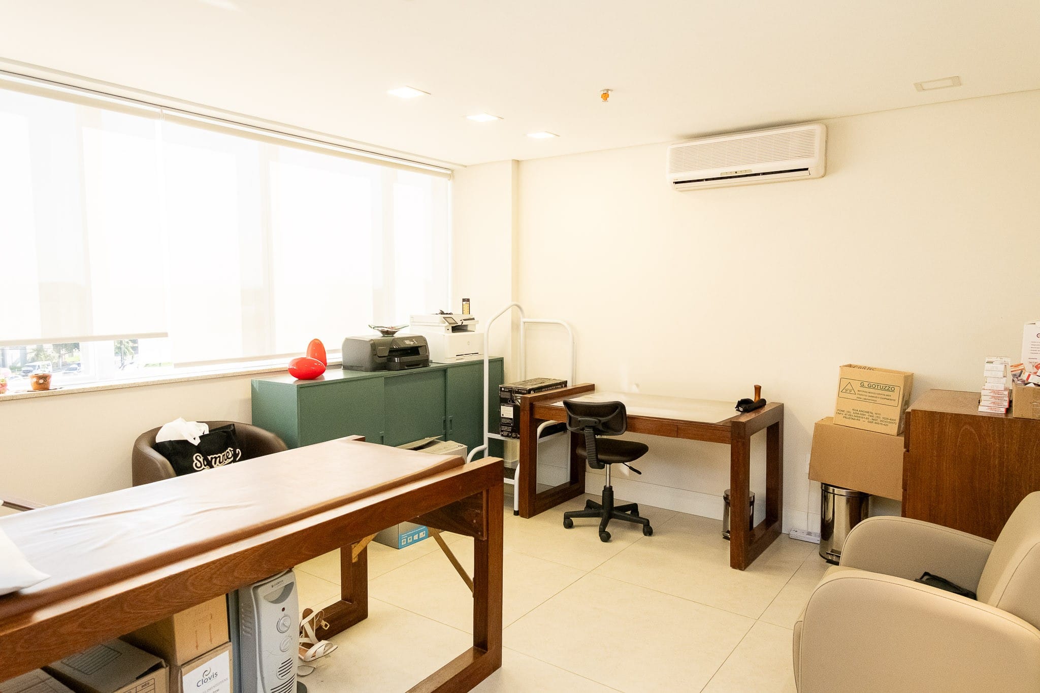 Sala comercial à venda, Três Vendas, Pelotas – 100m², 4 salas, 2 banheiros, elevador, semi-mobiliada. Agende sua visita com a UP Imóveis! - 11