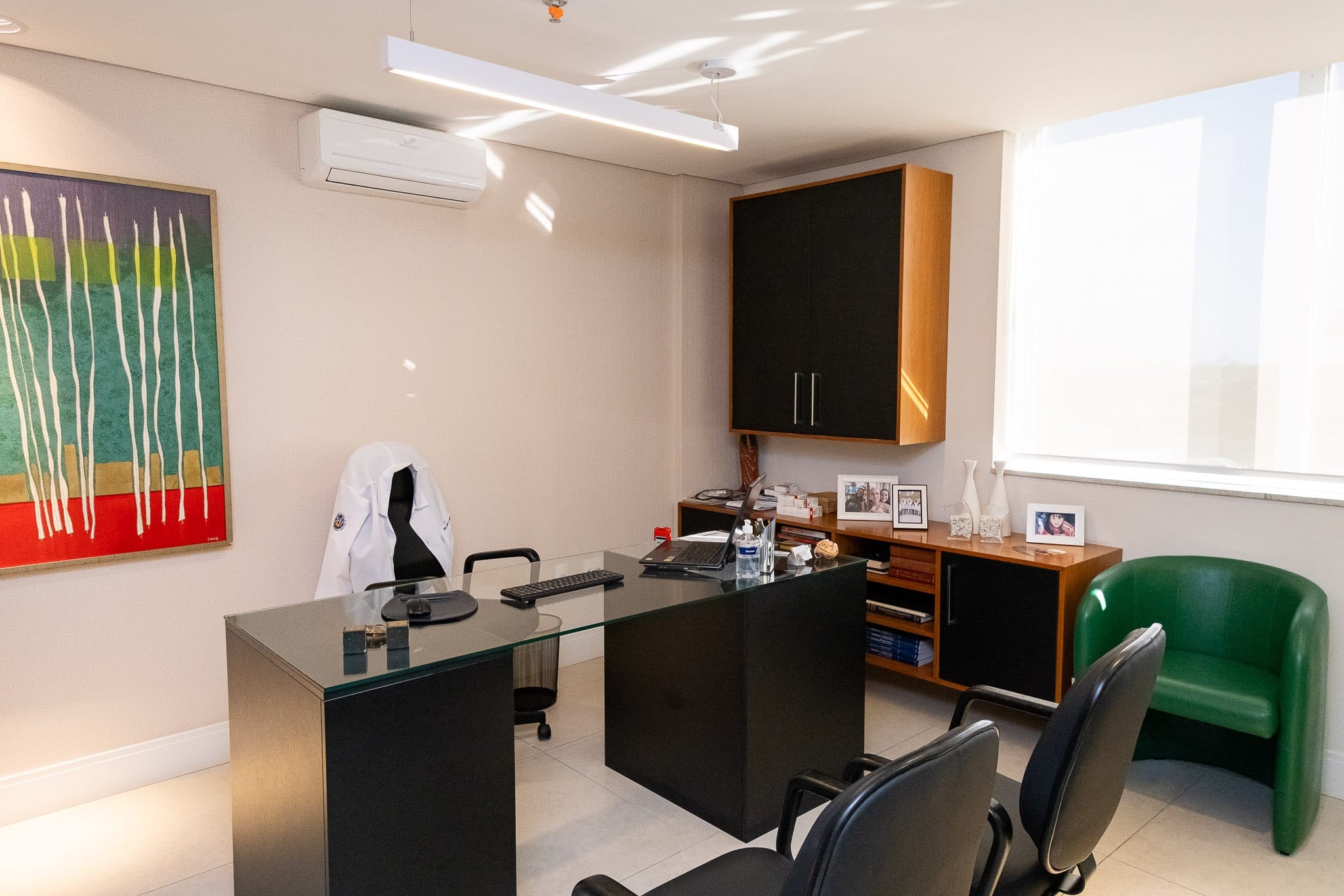 Sala comercial à venda, Três Vendas, Pelotas – 100m², 4 salas, 2 banheiros, elevador, semi-mobiliada. Agende sua visita com a UP Imóveis! - 16