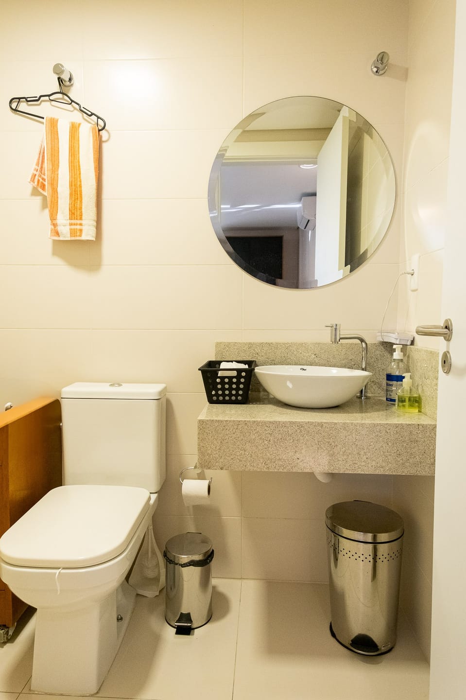 Sala comercial à venda, Três Vendas, Pelotas – 100m², 4 salas, 2 banheiros, elevador, semi-mobiliada. Agende sua visita com a UP Imóveis! - 20