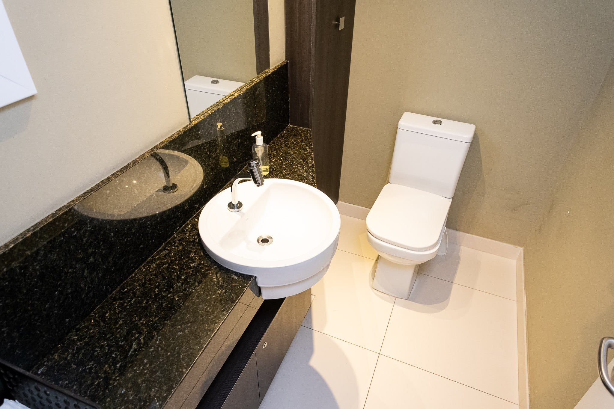 Sala comercial à venda, Três Vendas, Pelotas – 100m², 4 salas, 2 banheiros, elevador, semi-mobiliada. Agende sua visita com a UP Imóveis! - 6