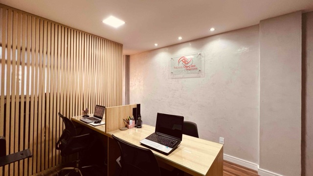 Sala com 1600m², à venda, no bairro Passagem em Cabo Frio