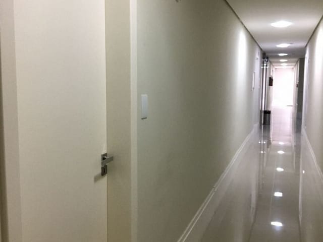 Sala com 32m², para alugar, no bairro Centro em Florianópolis