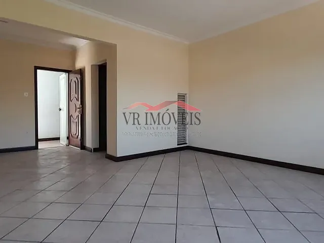Sala para alugar, no bairro Aterrado em Volta Redonda