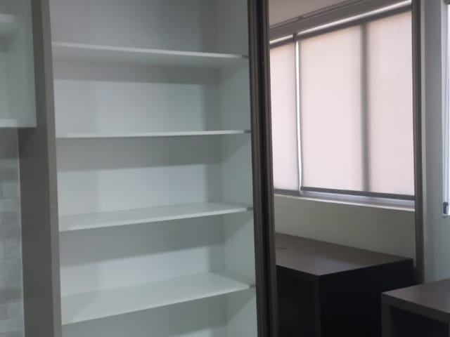 Sala com 28m², à venda, no bairro Setor Bueno em Goiânia