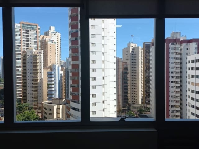 Sala com 28m², à venda, no bairro Setor Bueno em Goiânia