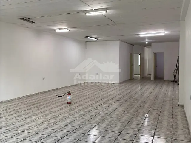 Sala para alugar, no bairro Centro em Diadema