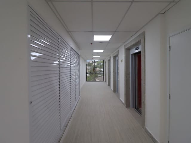 Sala à venda, no bairro Centro em Juiz de Fora