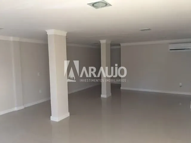 Sala à venda, no bairro Centro em Balneário Camboriú